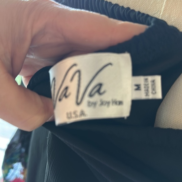 M- Vava by Joy Han - Poppy Off the Shoulder Dress - Picture 5 of 5